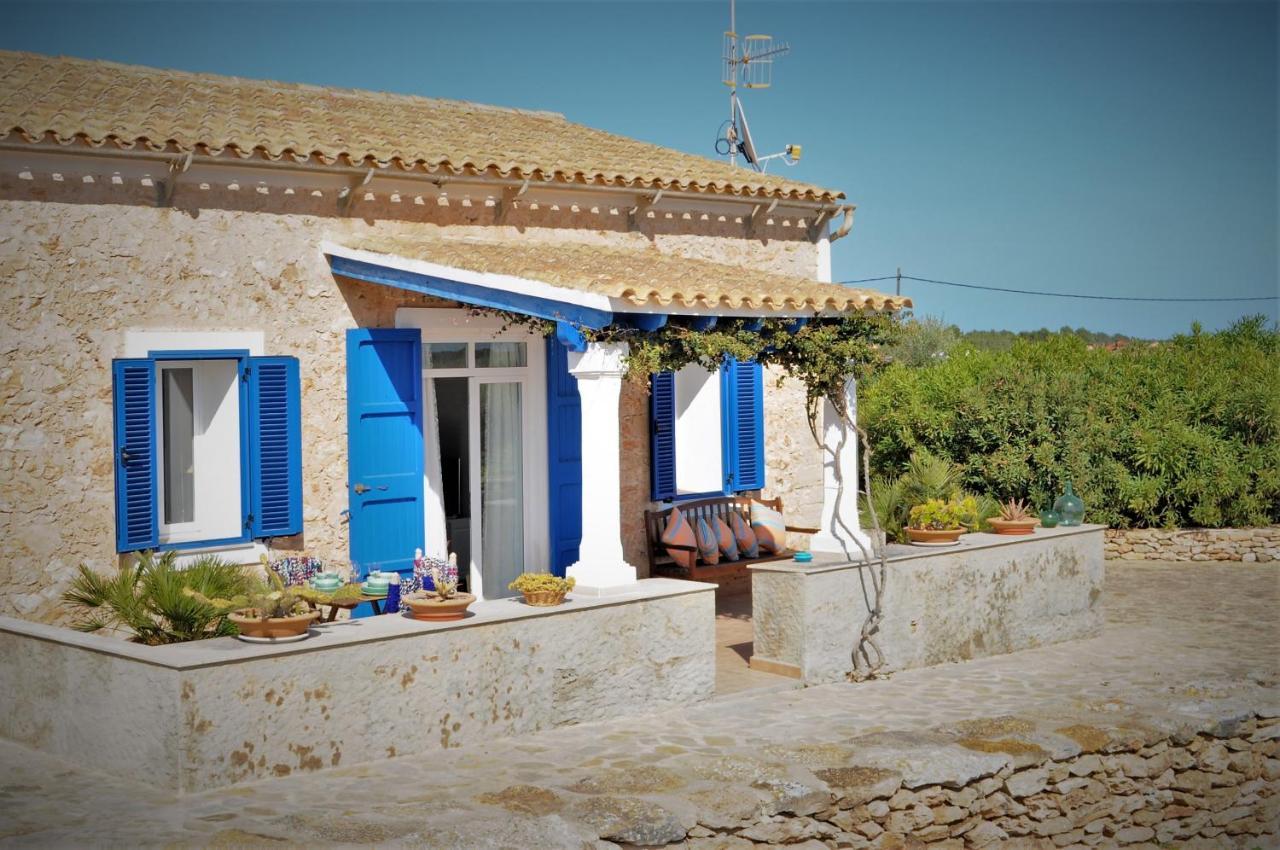 Siamoformentera Antonella *